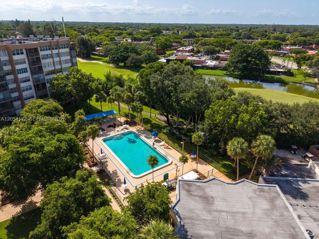 1200 Saint Charles Place # 712