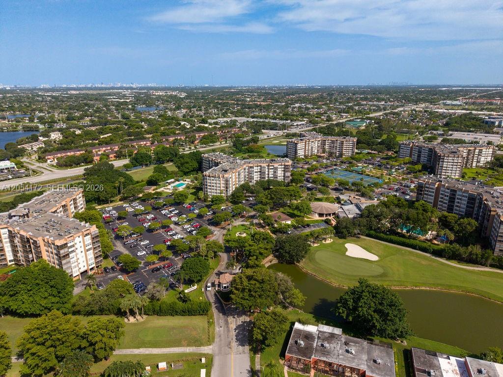 1200 Saint Charles Place # 712