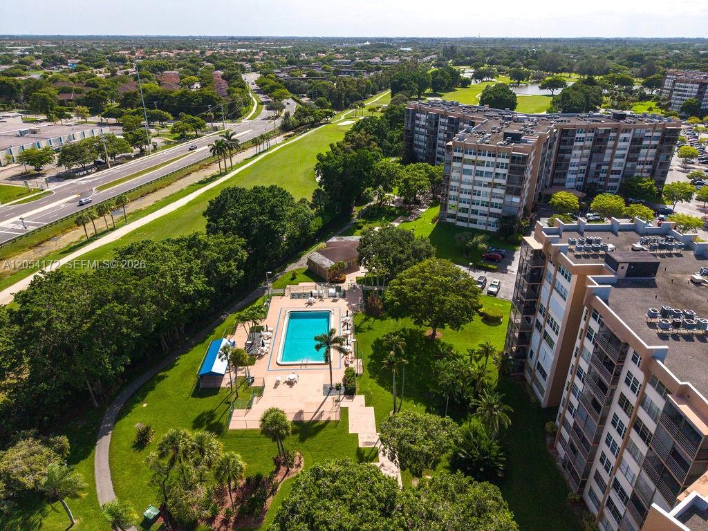 1200 Saint Charles Place # 712