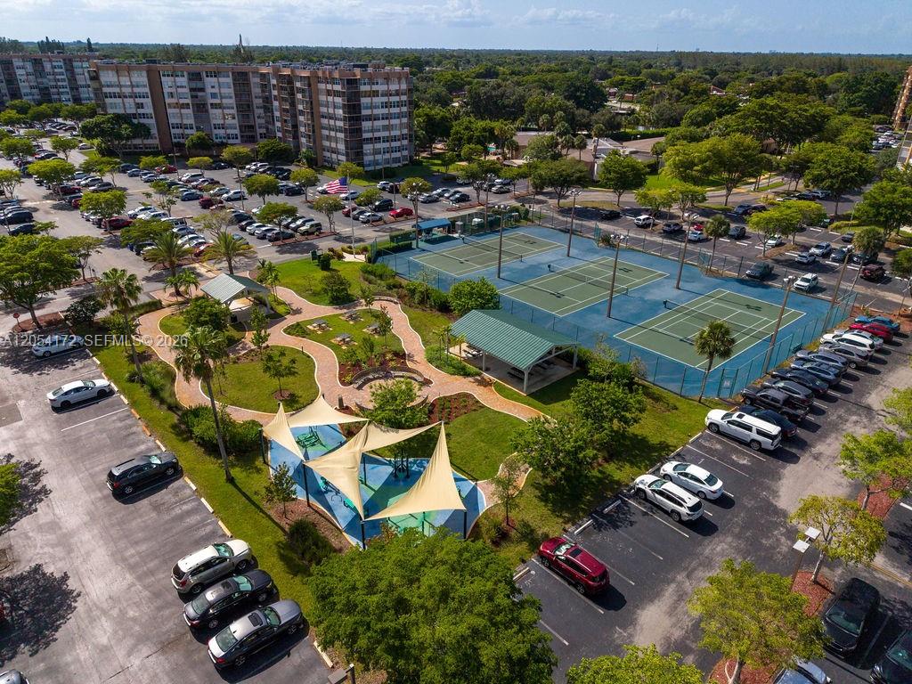 1200 Saint Charles Place # 712