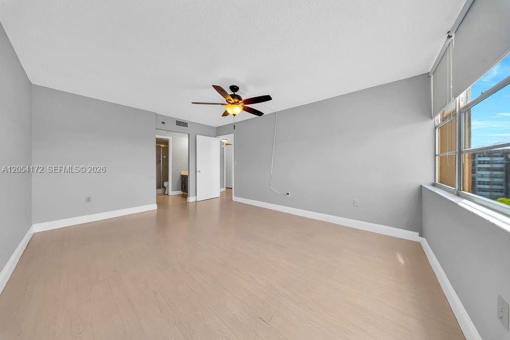 1200 Saint Charles Place # 712
