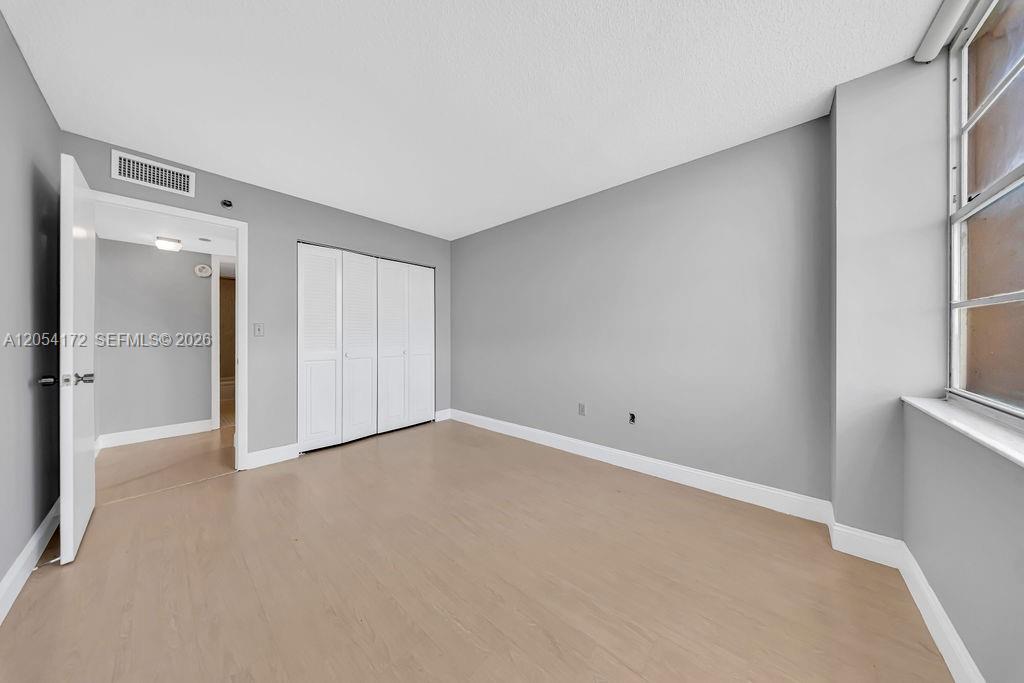 1200 Saint Charles Place # 712