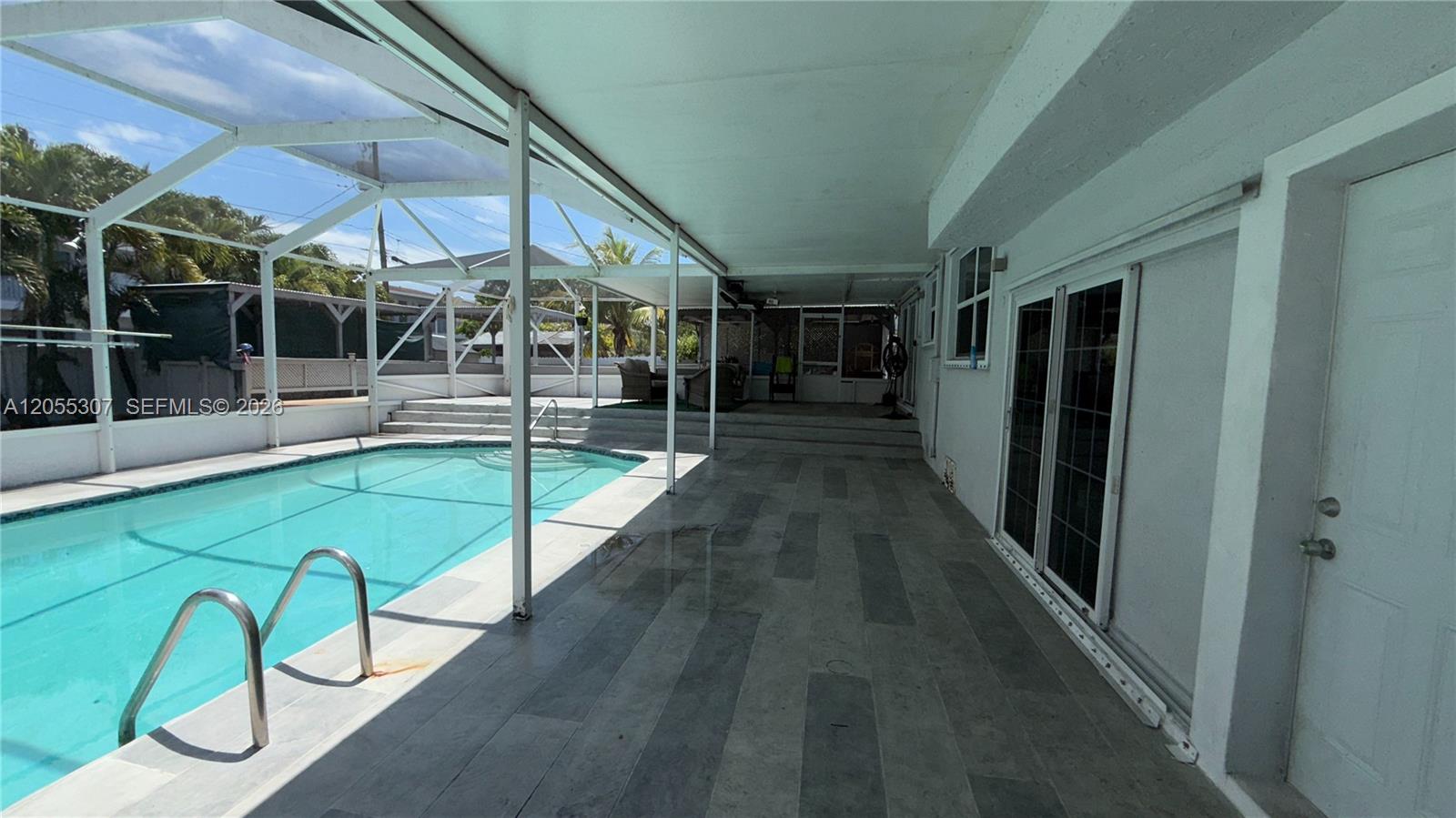 7400 NW 1st Ct