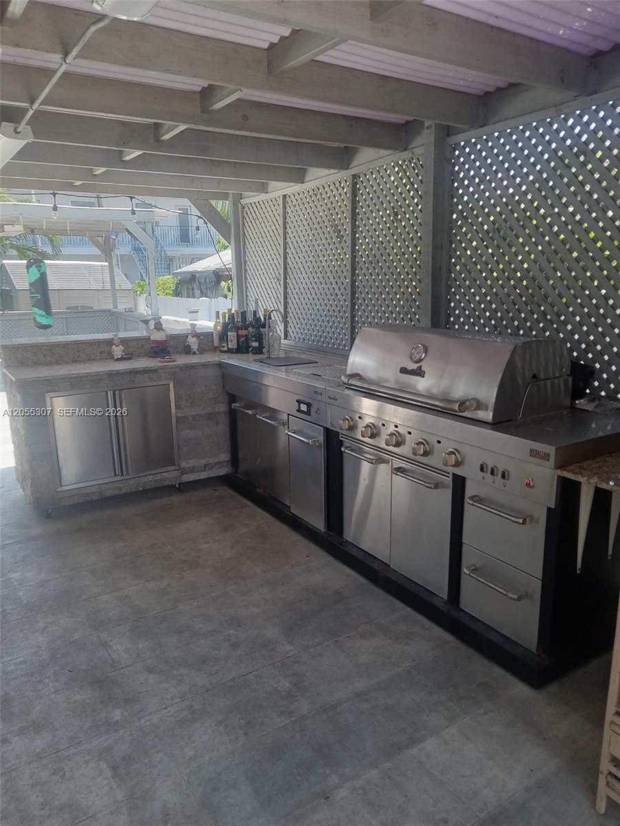 7400 NW 1st Ct