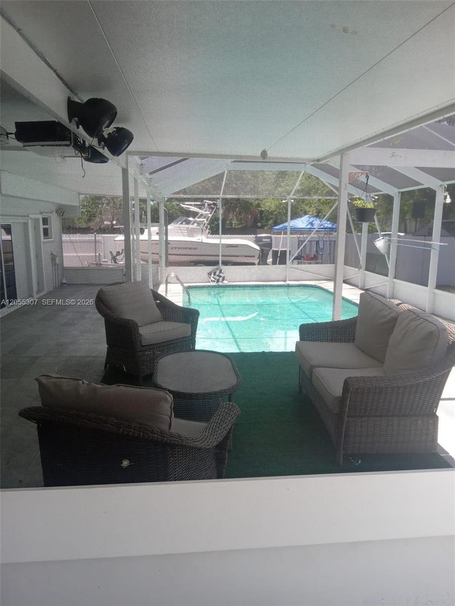 7400 NW 1st Ct