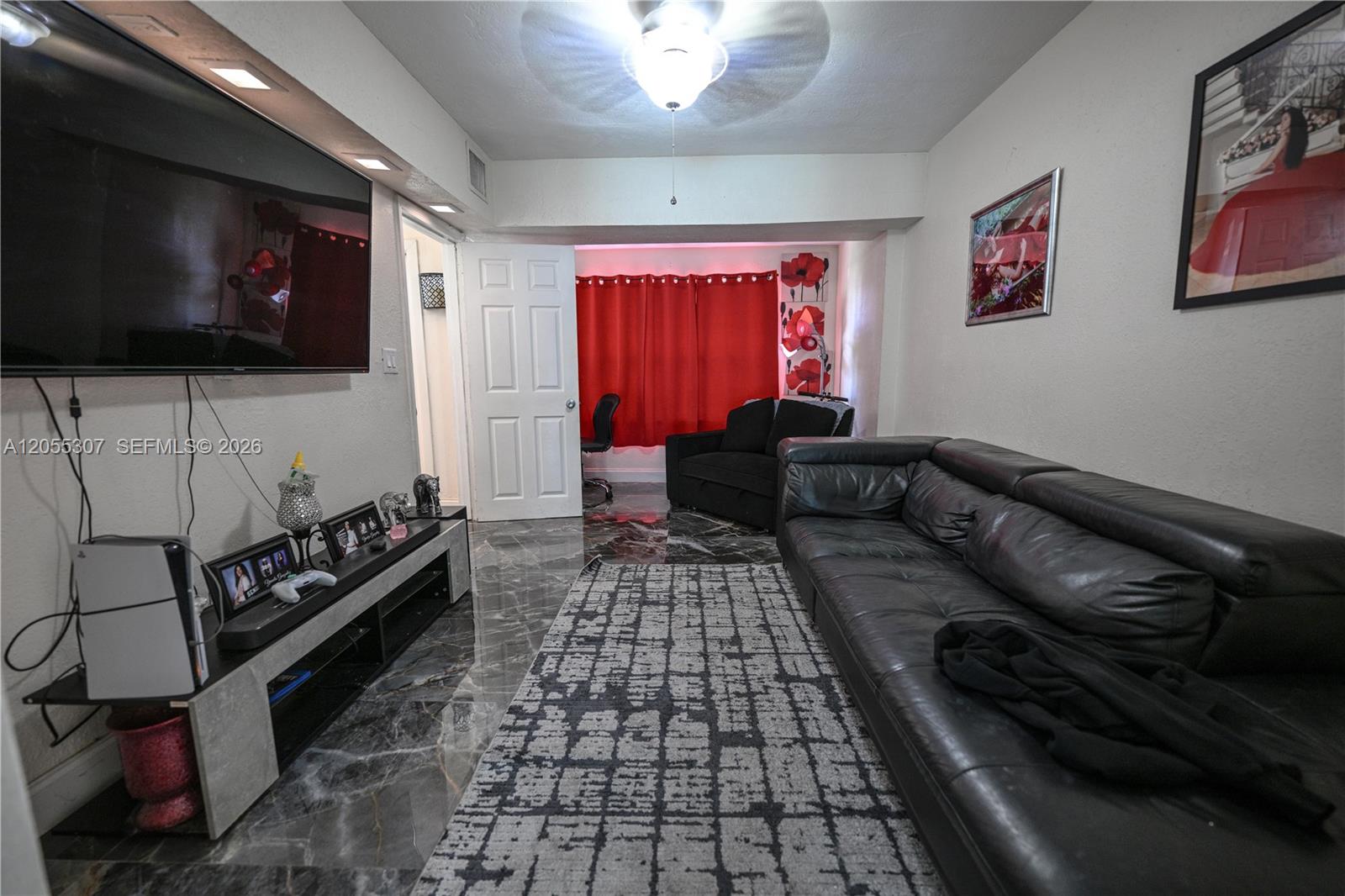7400 NW 1st Ct