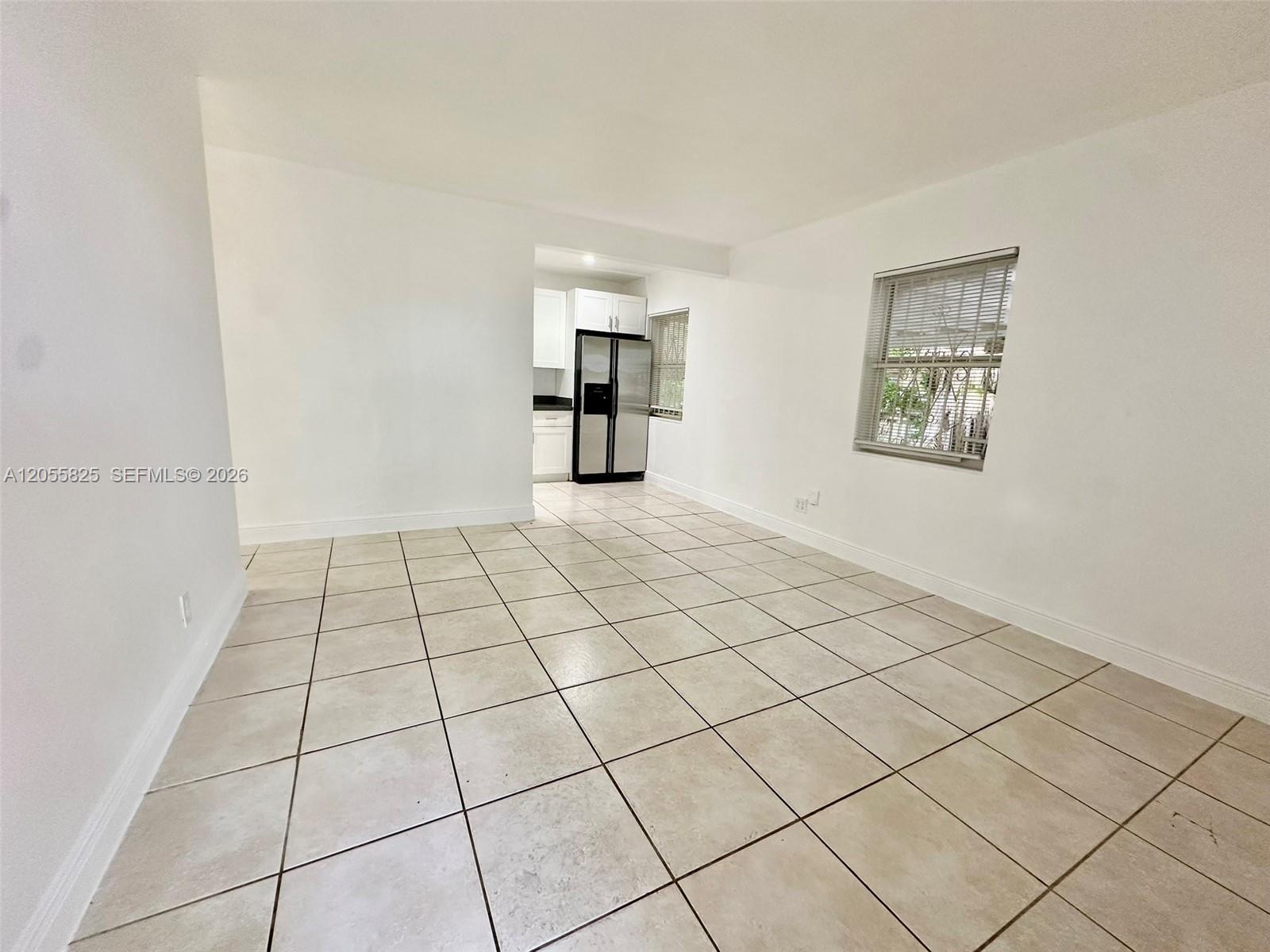 1050 NW 127th St Unit: .