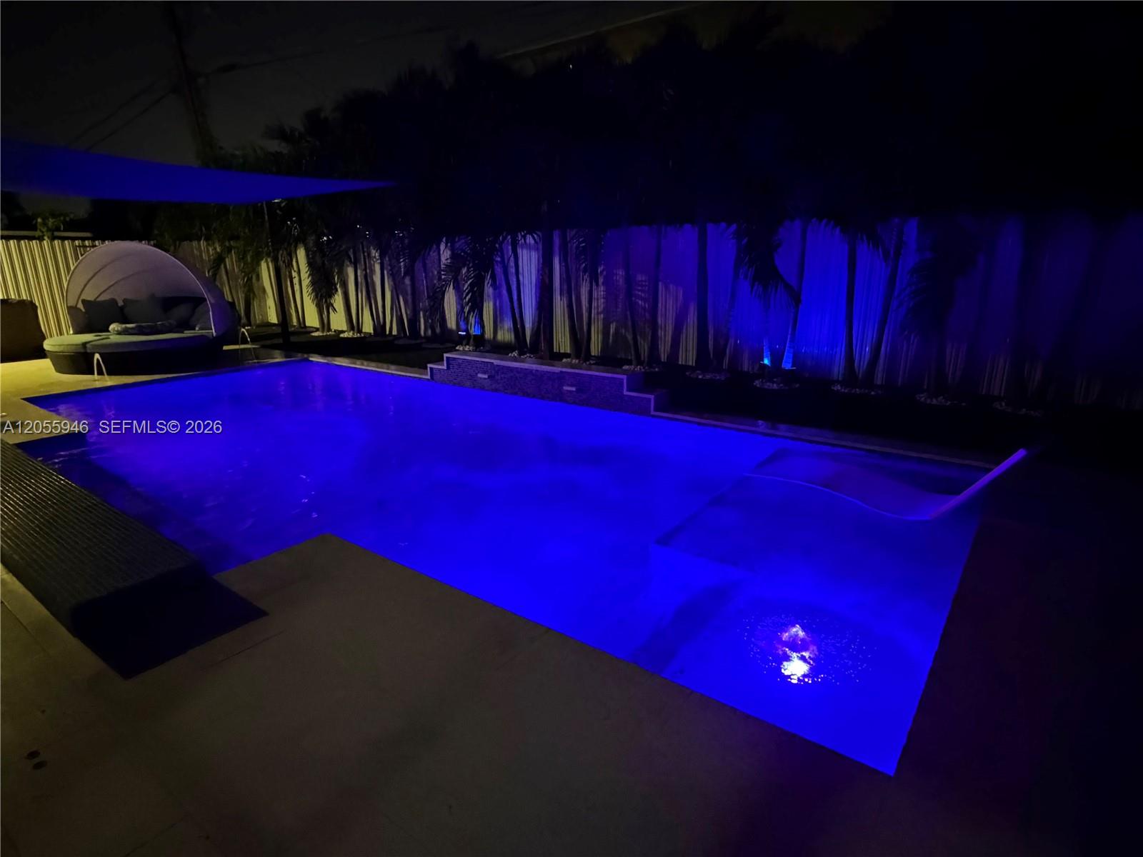 5862 W 2nd Ct