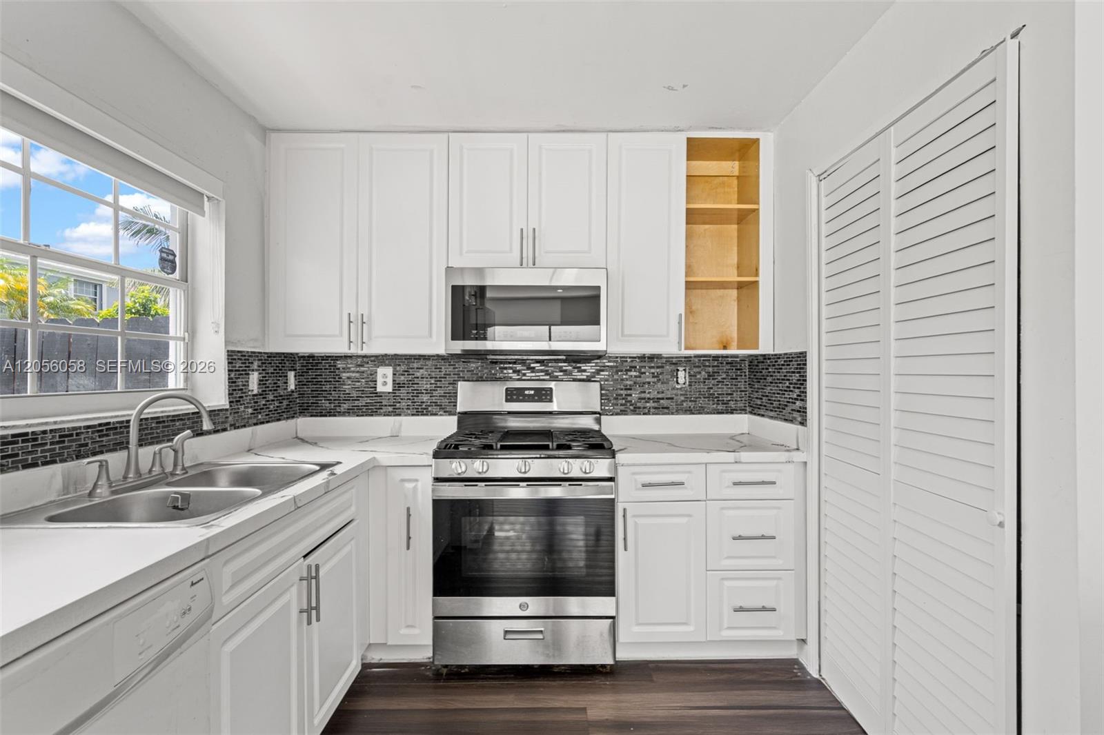 13990 SW 160th Ter