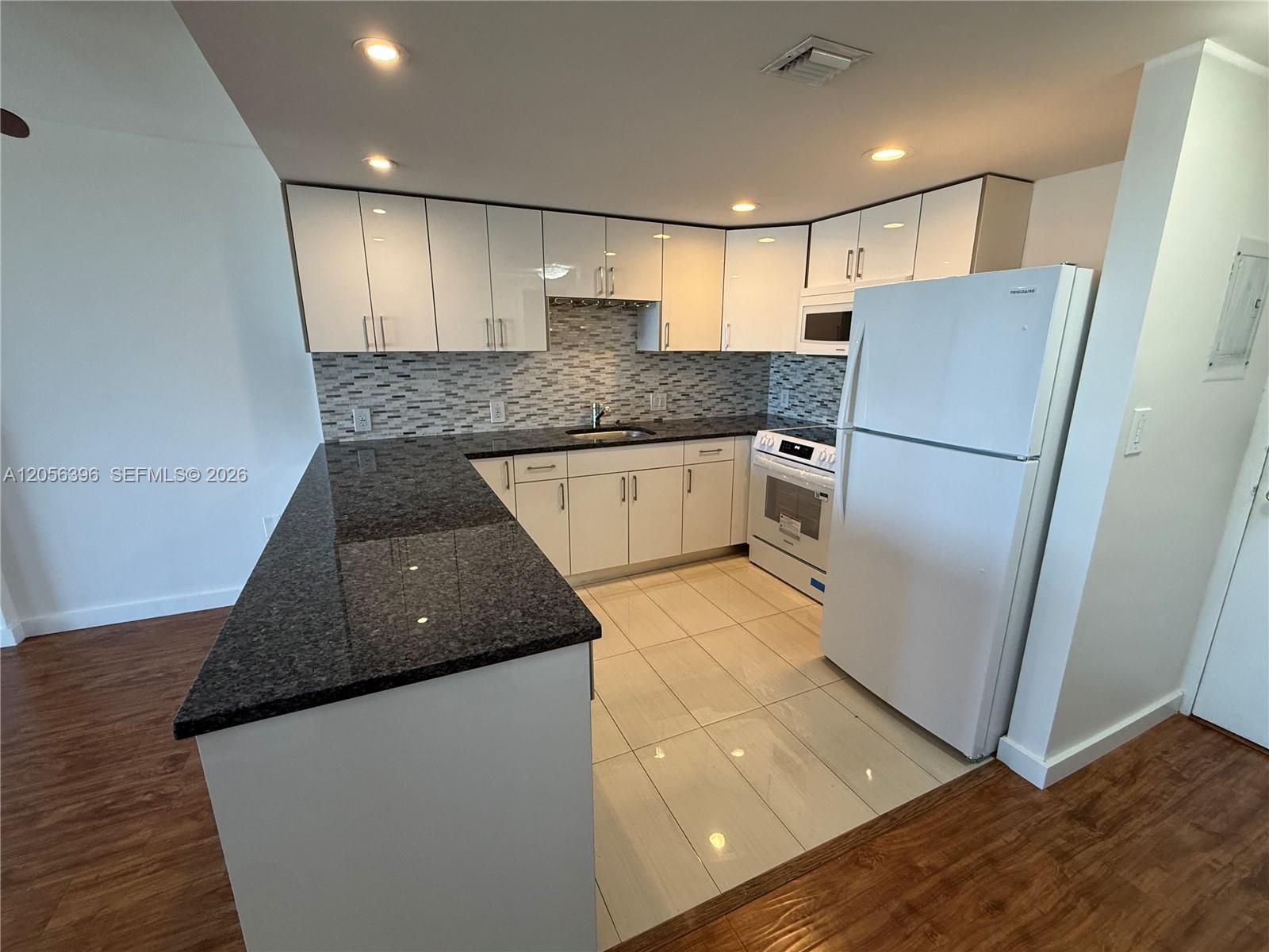 13155 Ixora Ct # 907