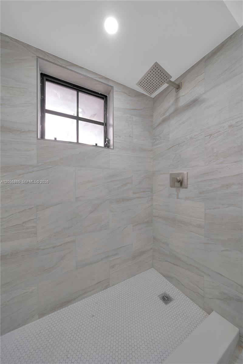 1535 SW 122nd Ave # 7 Unit: 3-7