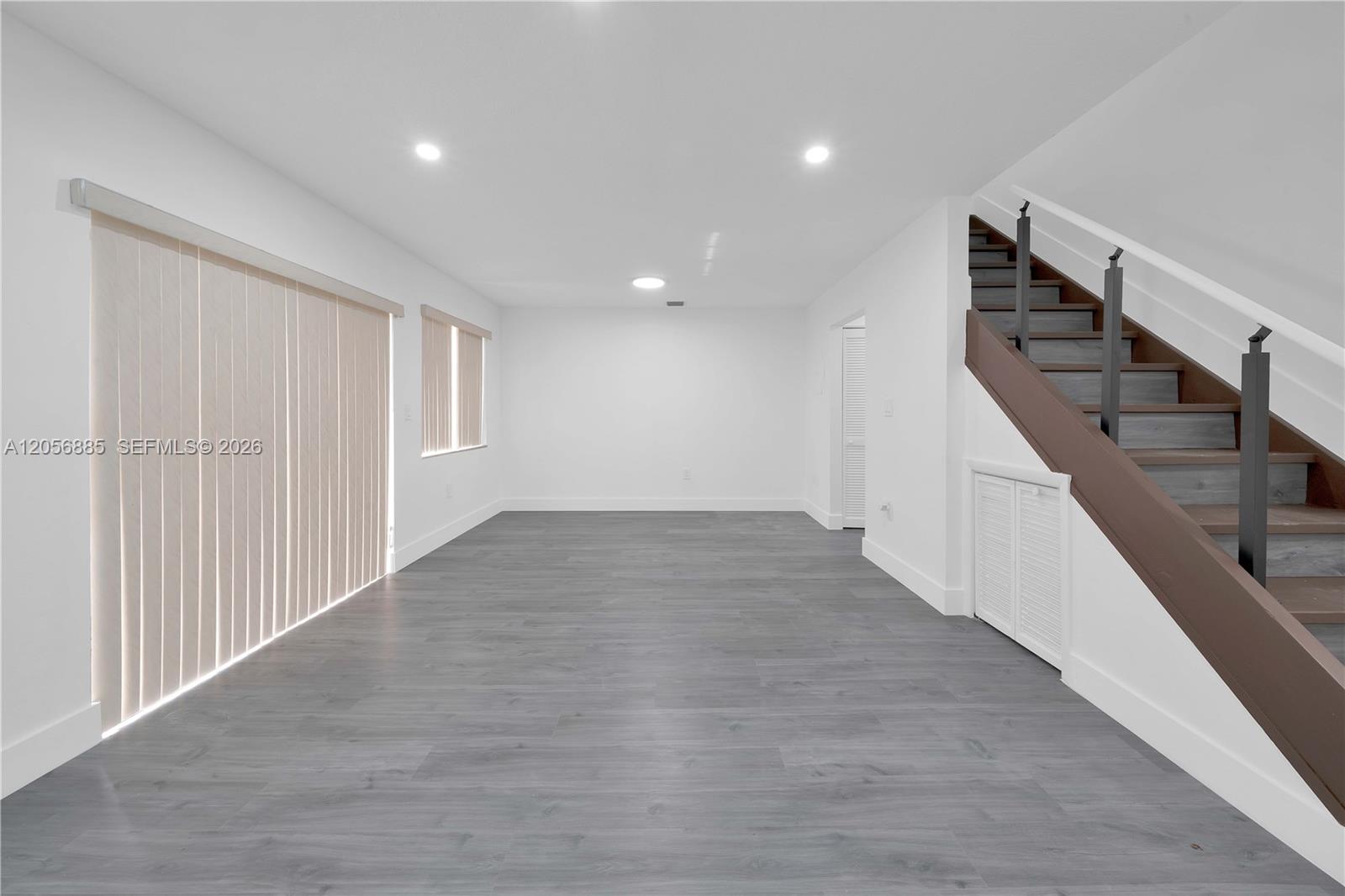 1535 SW 122nd Ave # 7 Unit: 3-7