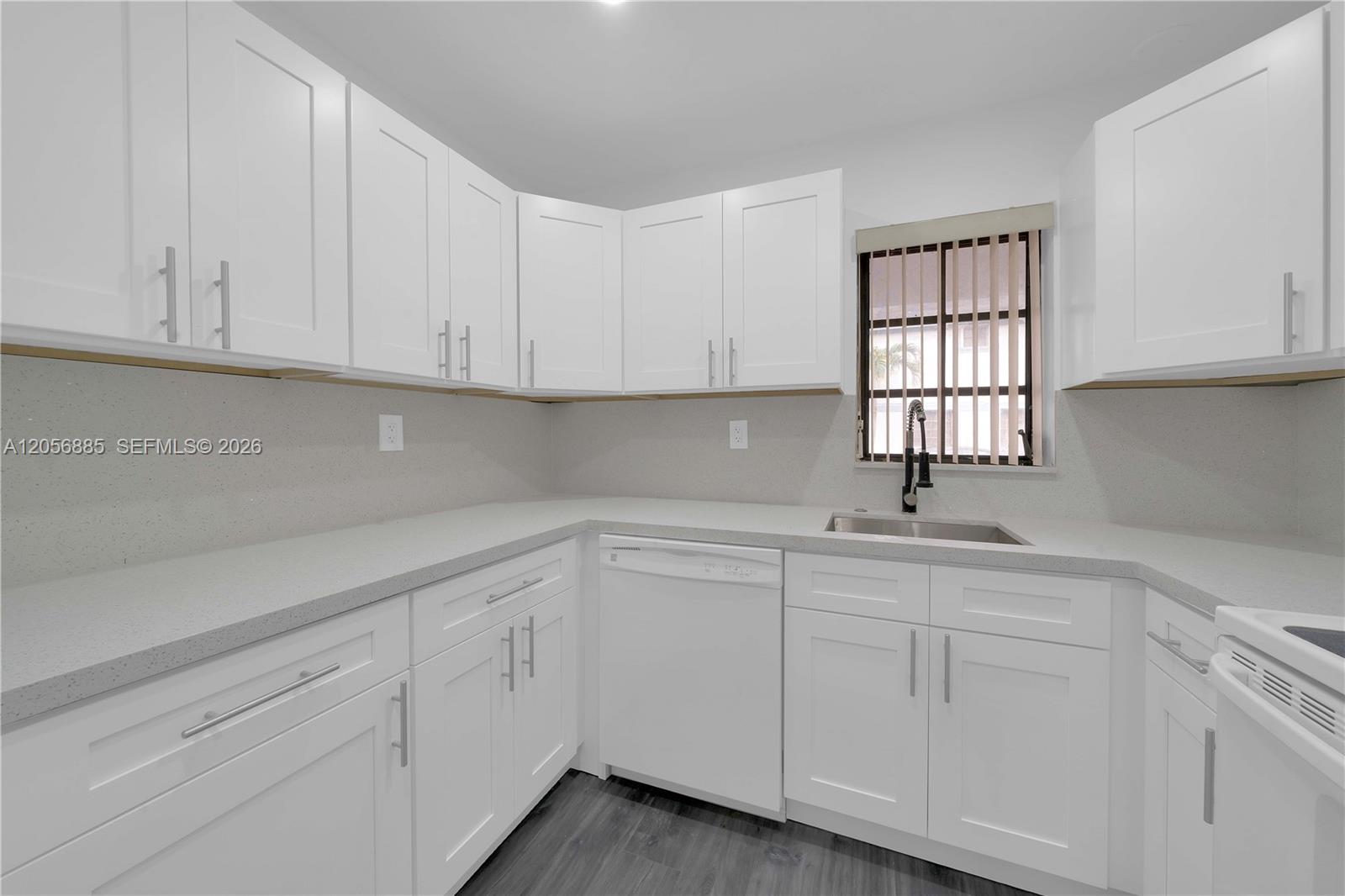 1535 SW 122nd Ave # 7 Unit: 3-7