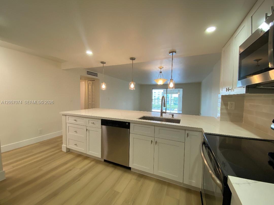 401 SE 3rd St # 405