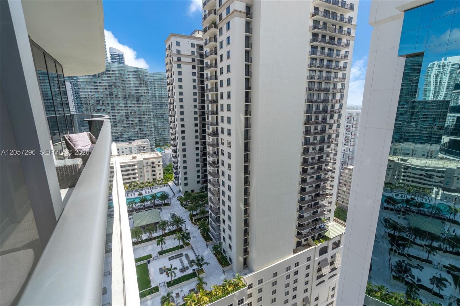 55 SW 9th St # 2407