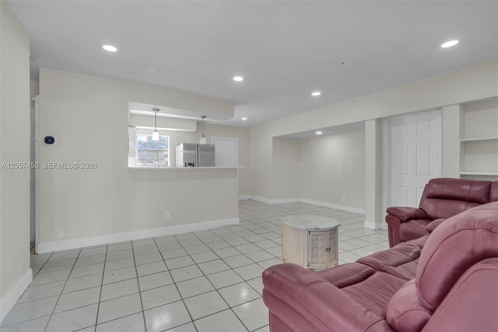 1207 Chateau Park Dr