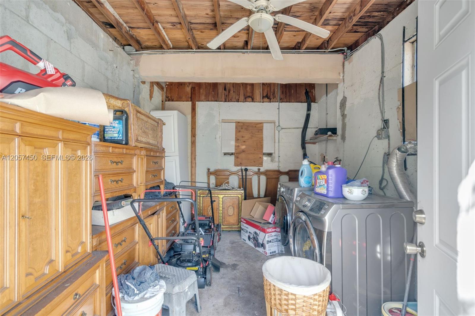 1207 Chateau Park Dr