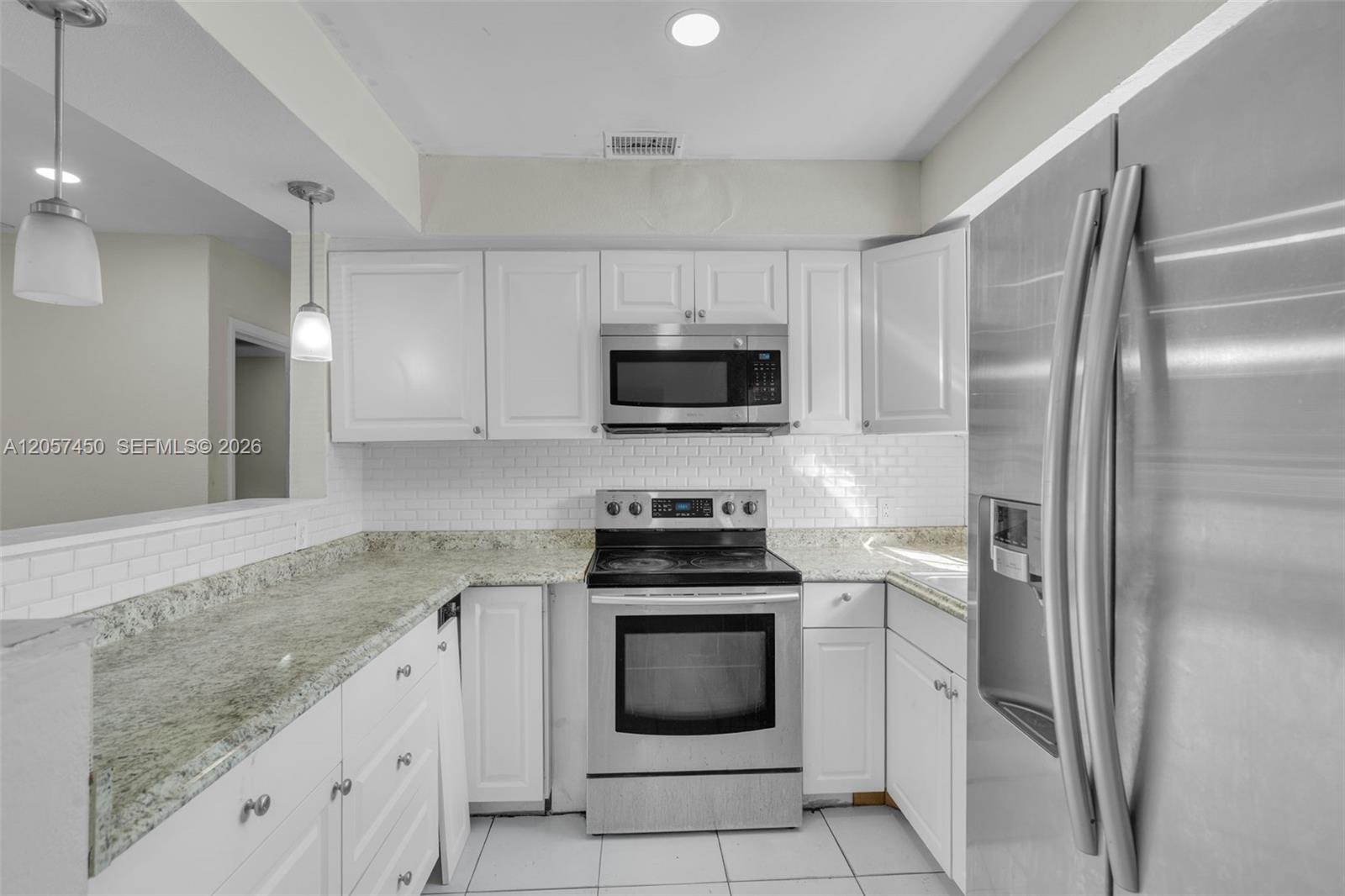 1207 Chateau Park Dr
