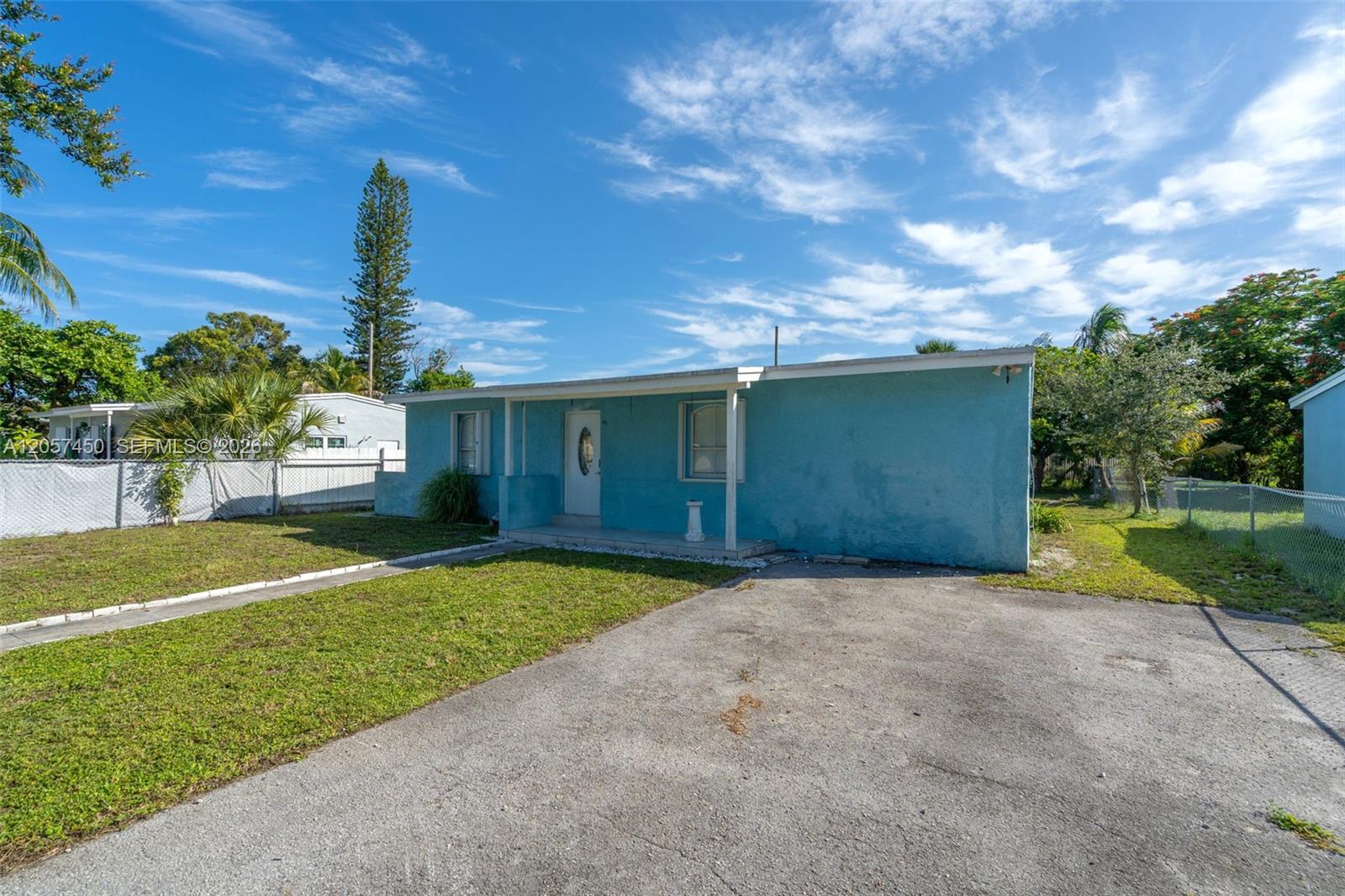 1207 Chateau Park Dr