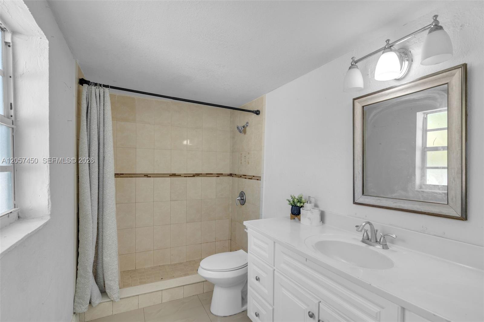 1207 Chateau Park Dr