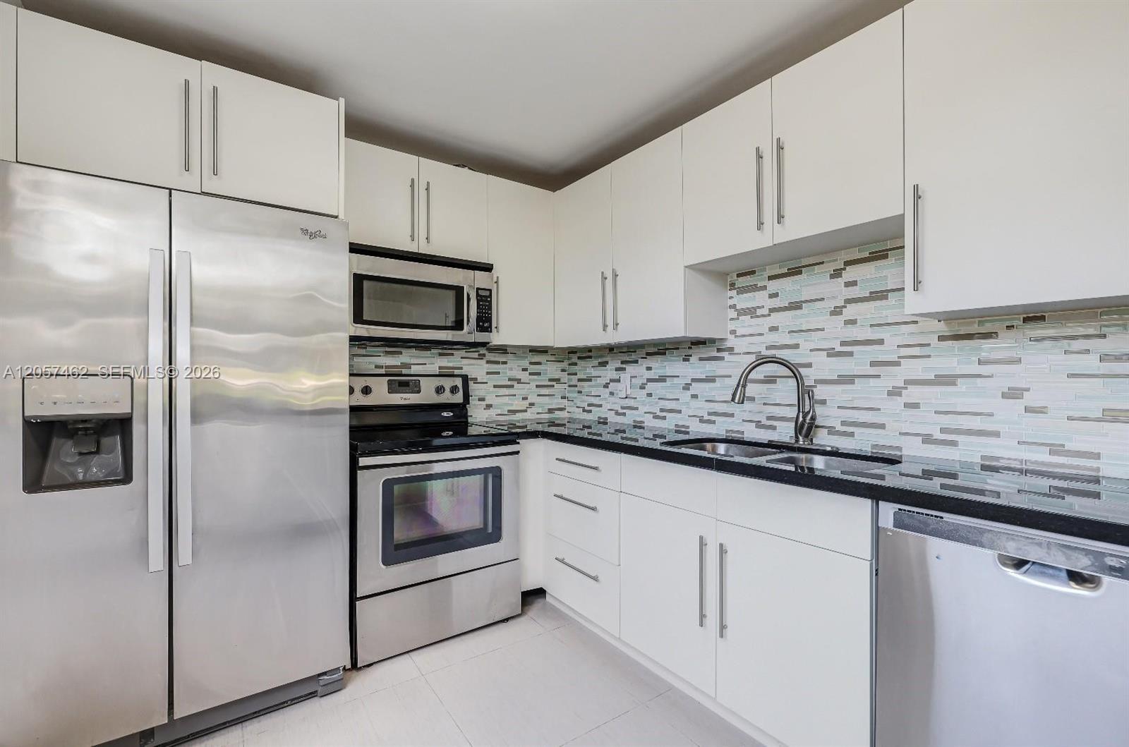 9471 Evergreen Pl # 104