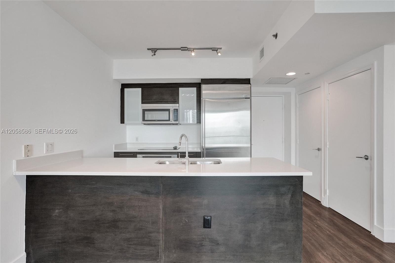 55 SE 6th St # 3604