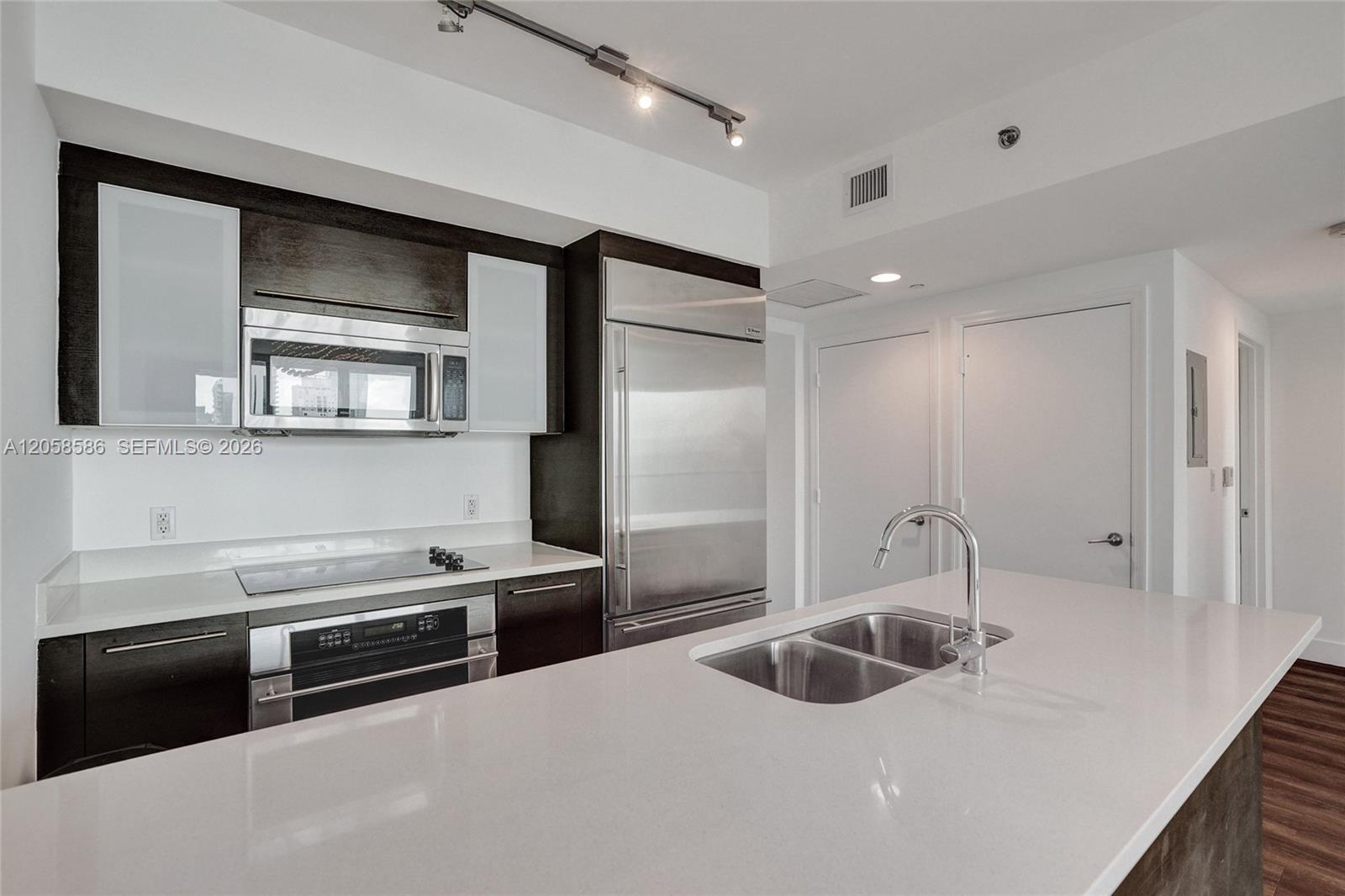 55 SE 6th St # 3604