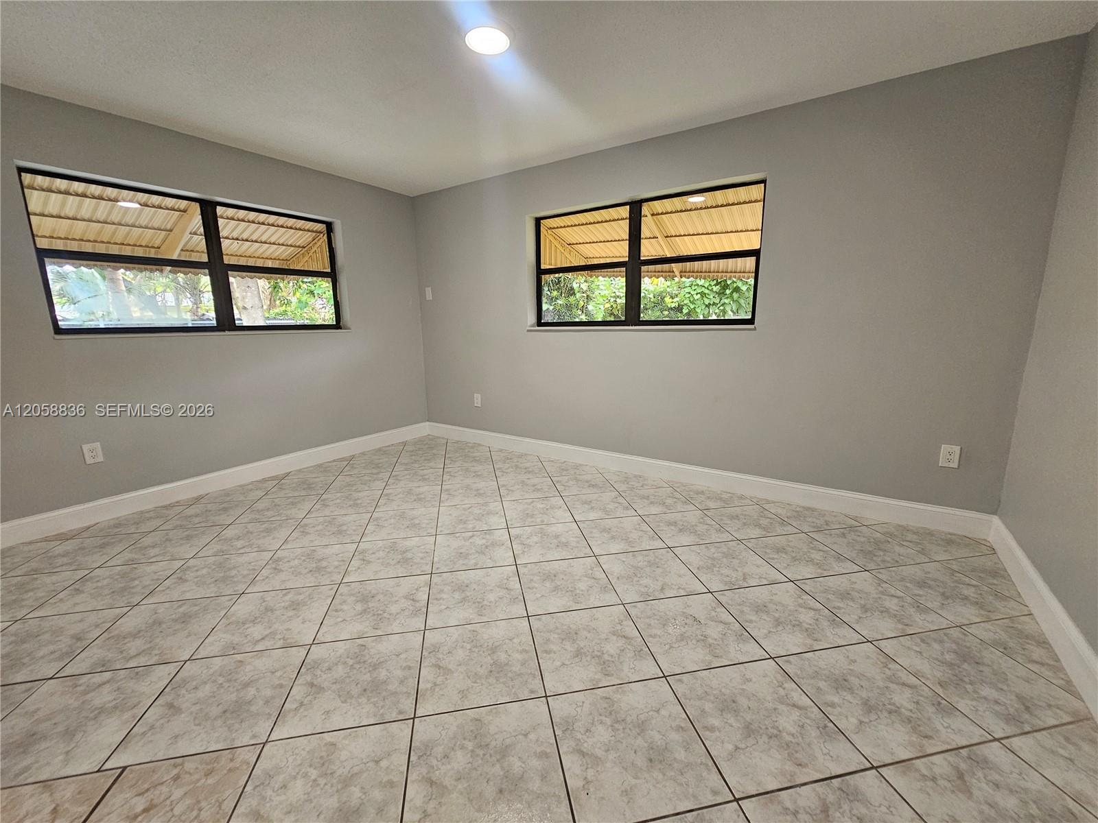 1373 NE 144th St Unit: -