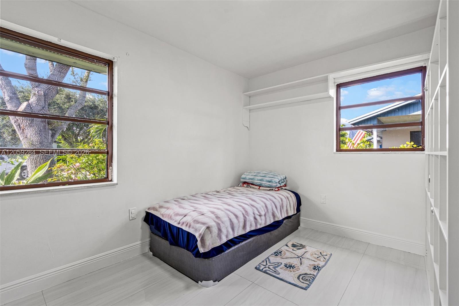 364 NW 17th Ct