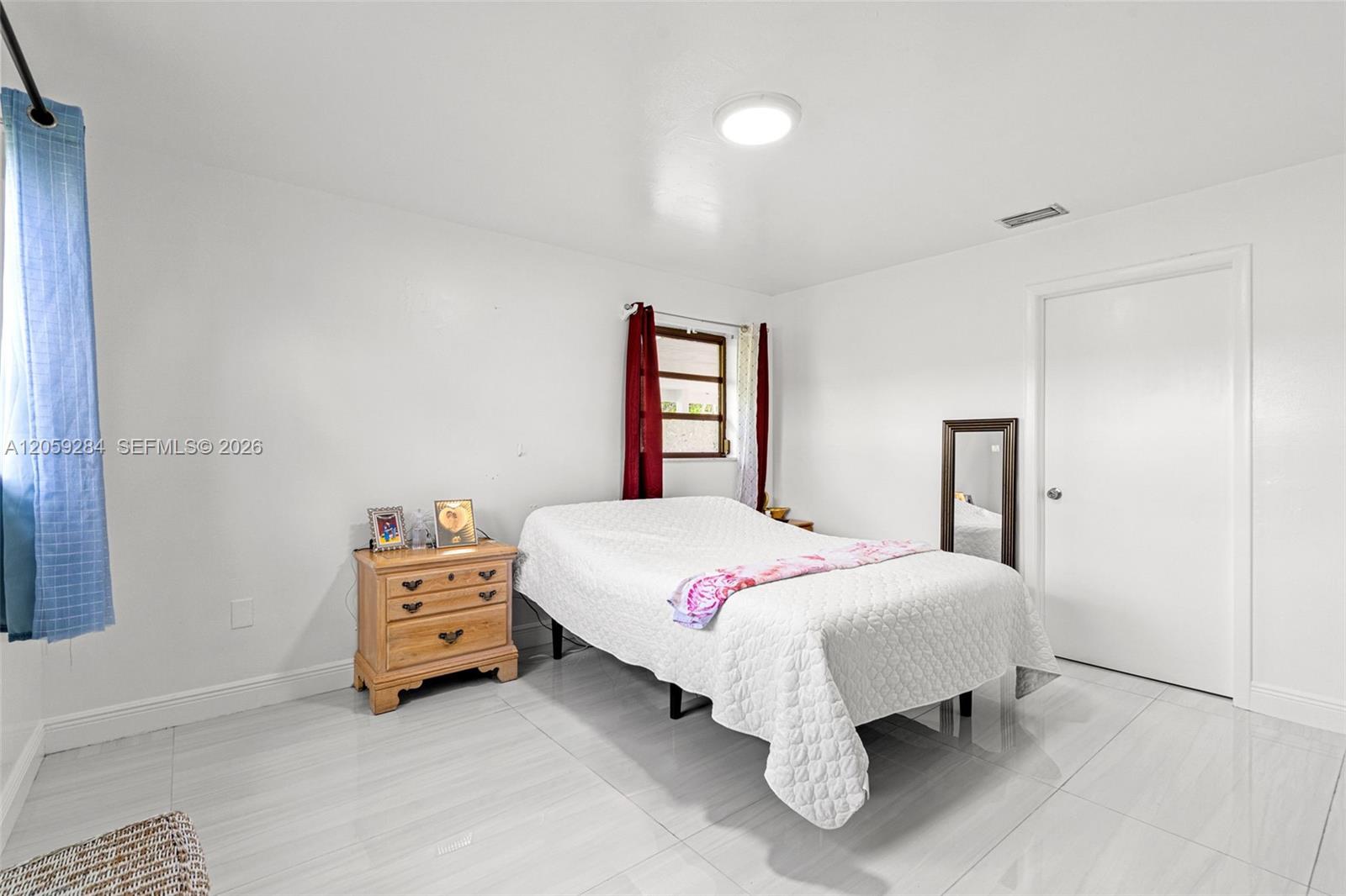 364 NW 17th Ct