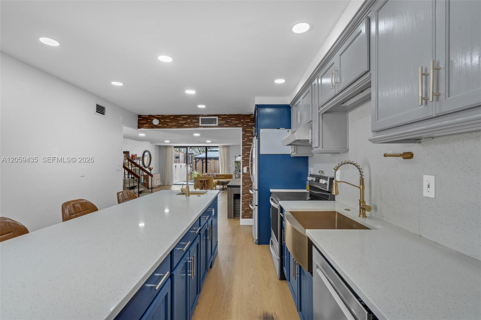 683 NE 206th Ter
