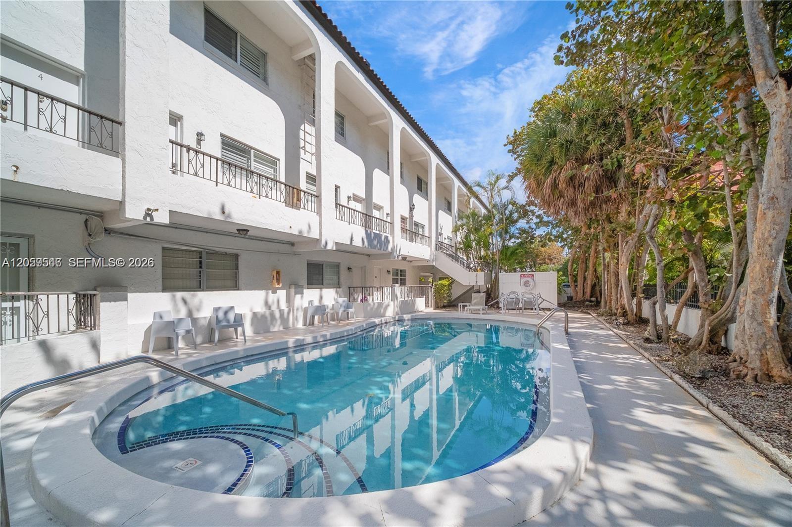 338 Majorca Ave # 207