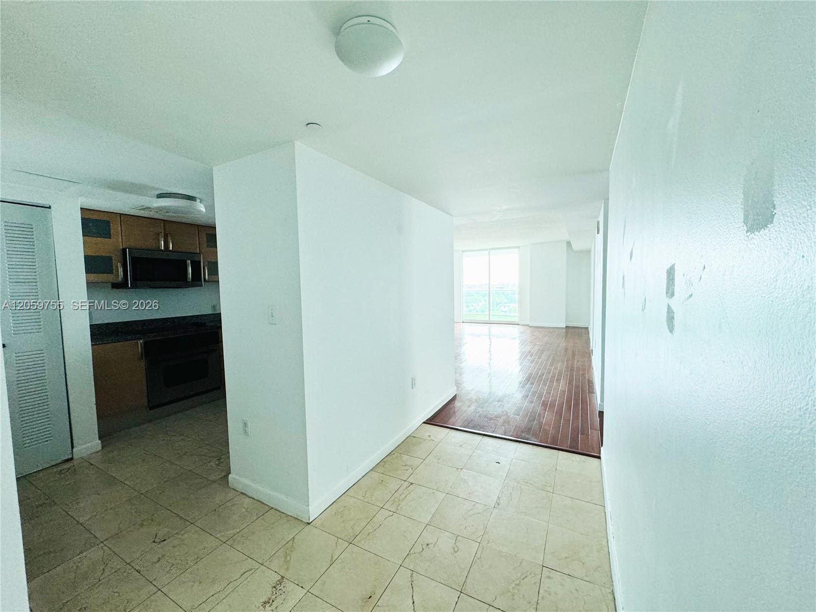 2101 Brickell Ave # 801
