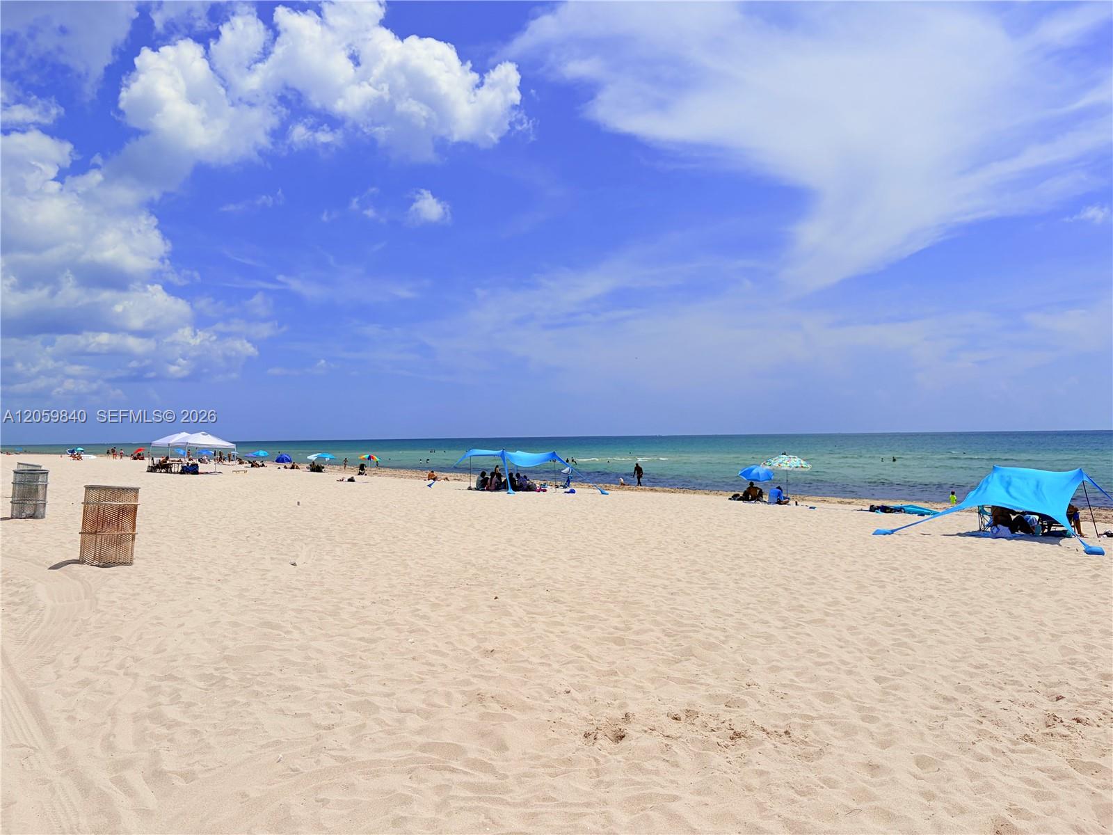 7600 Collins Ave # 1008