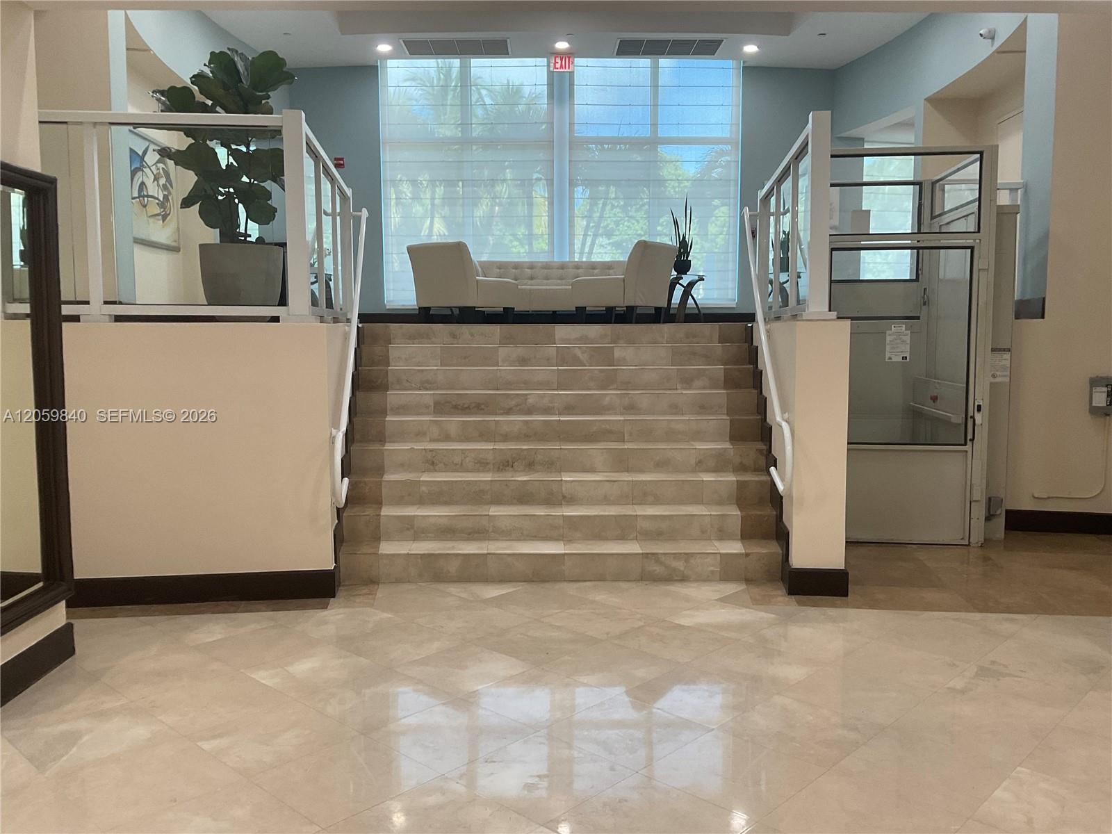 7600 Collins Ave # 1008