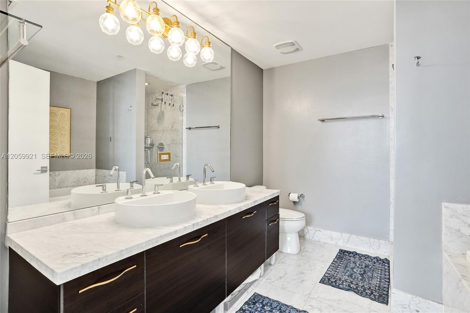 244 Biscayne Blvd # 3409