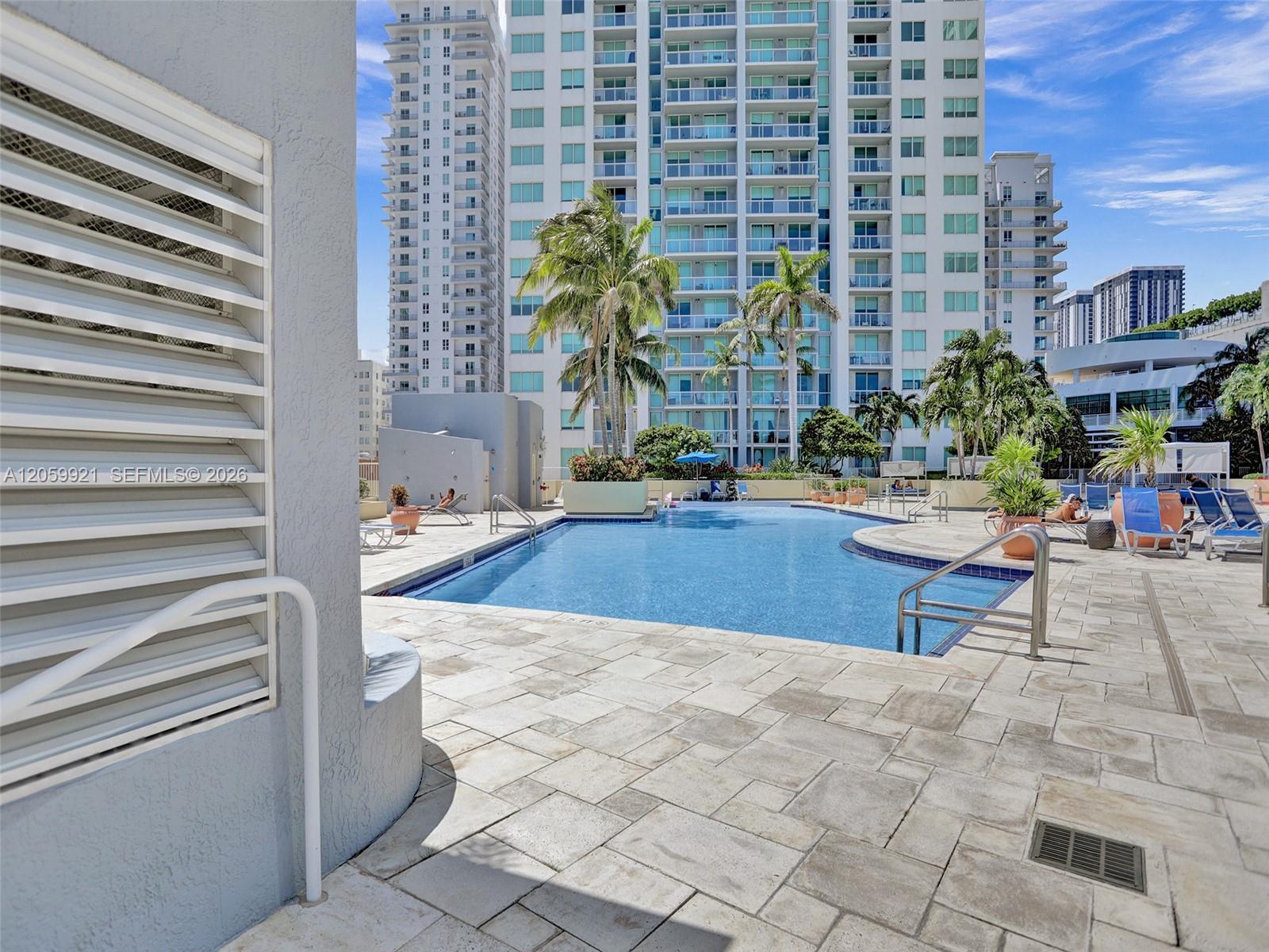 244 Biscayne Blvd # 3409