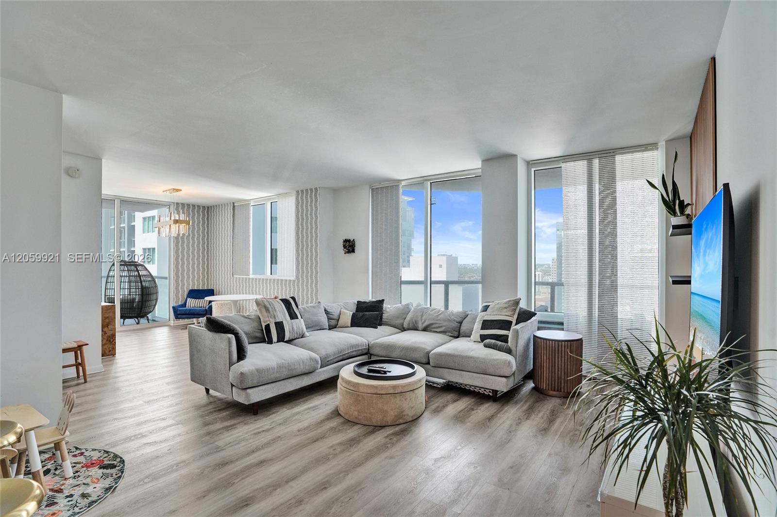 244 Biscayne Blvd # 3409