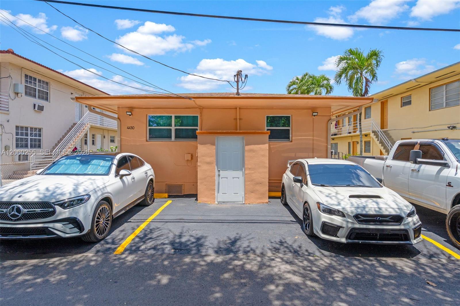 4450 W Flagler St