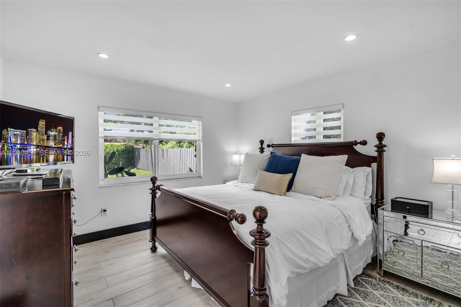 400/402 Central Blvd