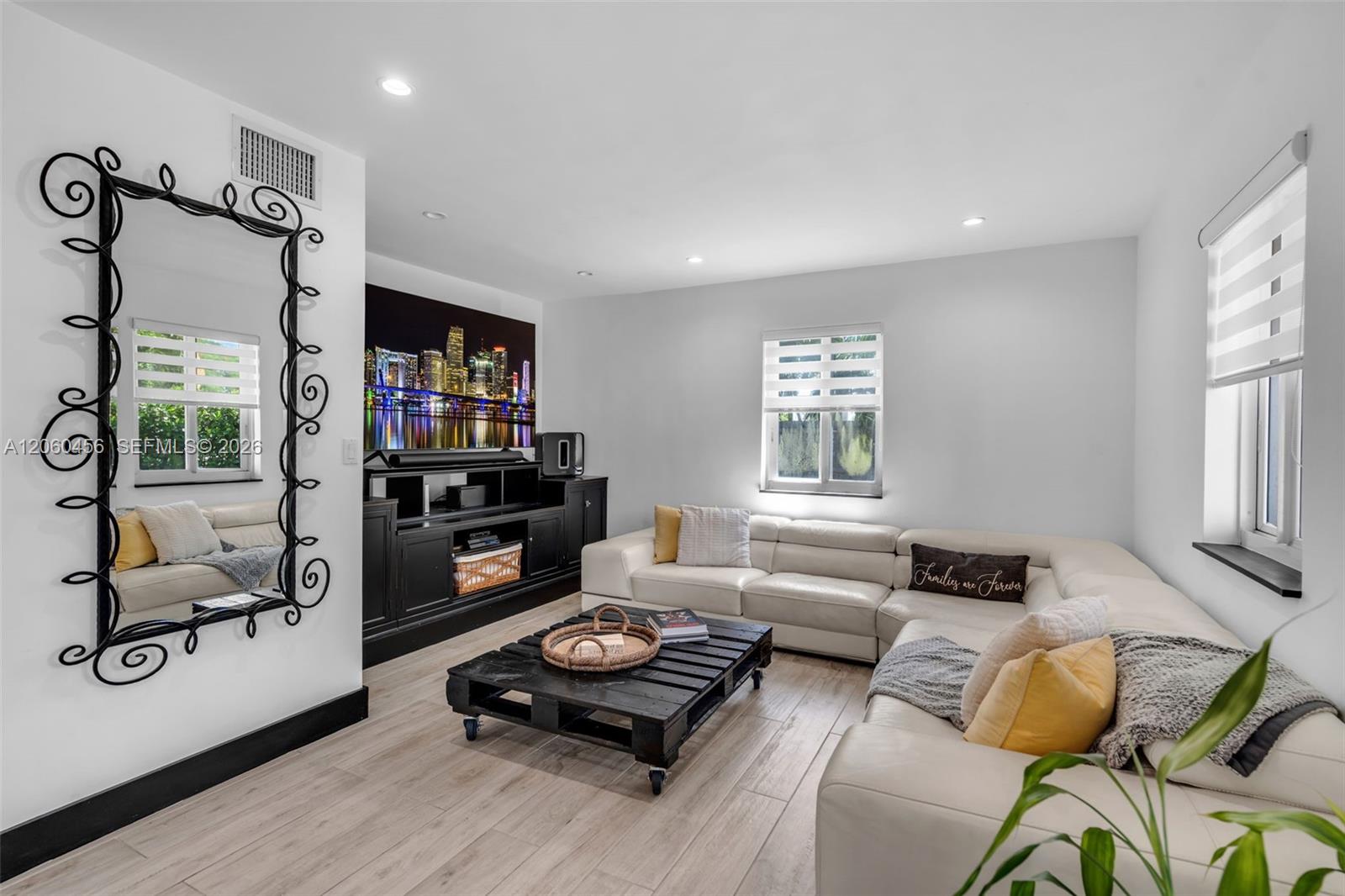 400/402 Central Blvd