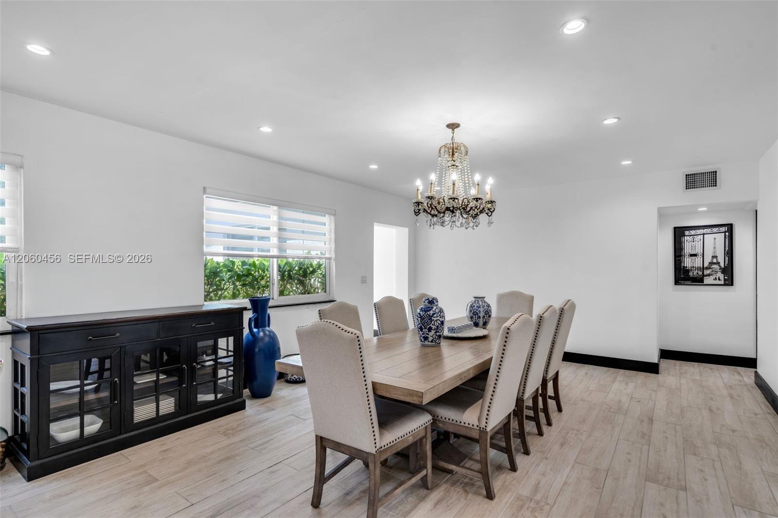 400/402 Central Blvd