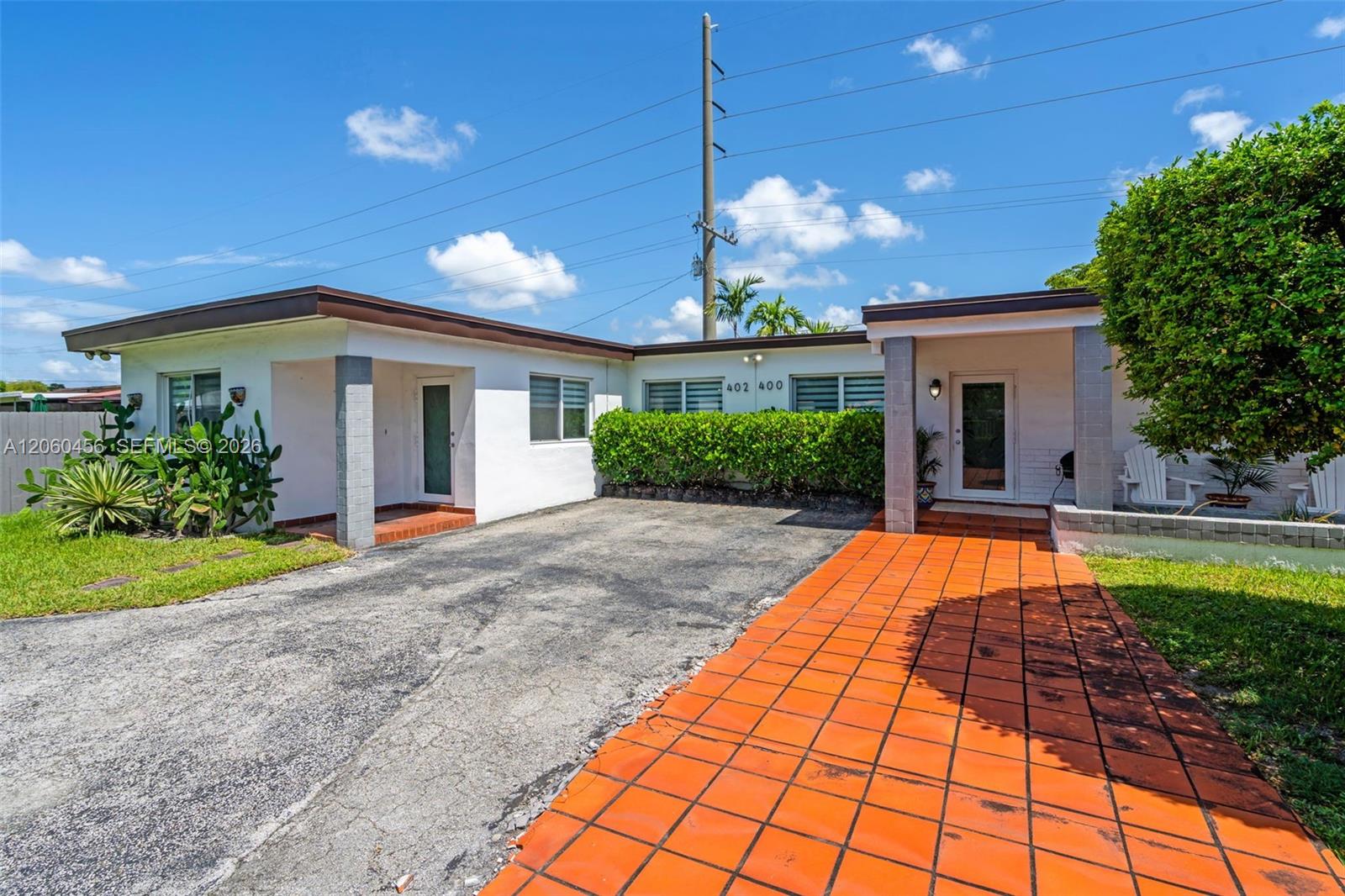 400/402 Central Blvd