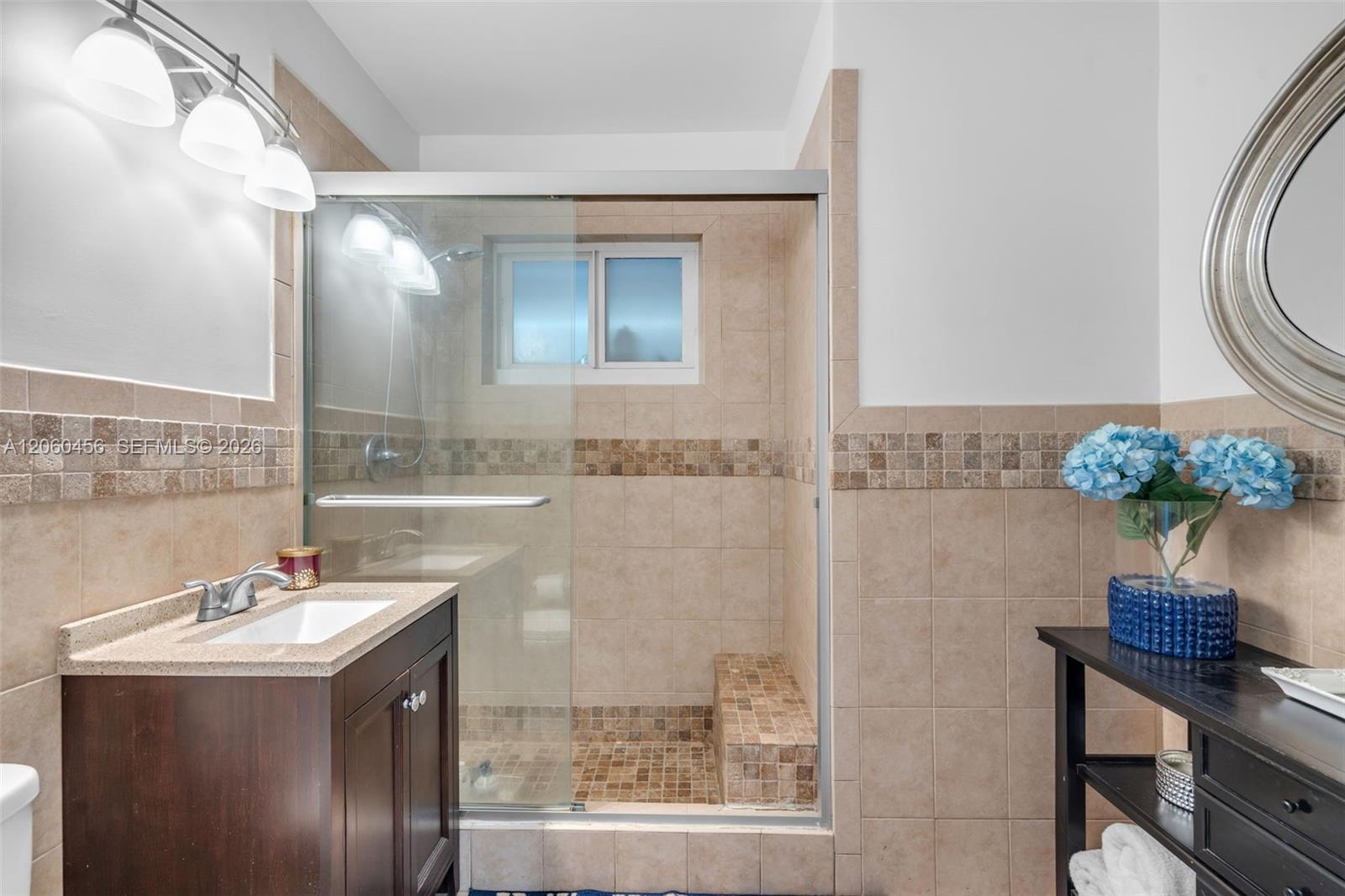 400/402 Central Blvd