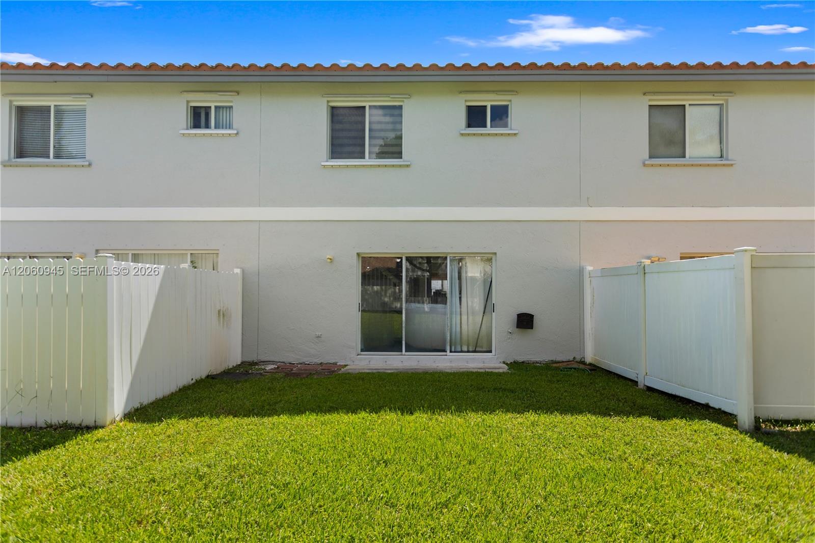 634 NW 208th Dr