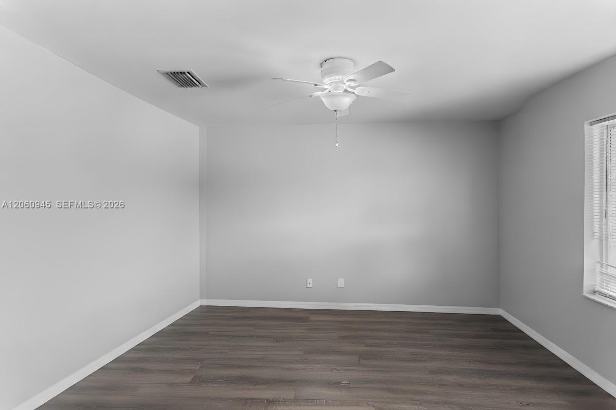 634 NW 208th Dr