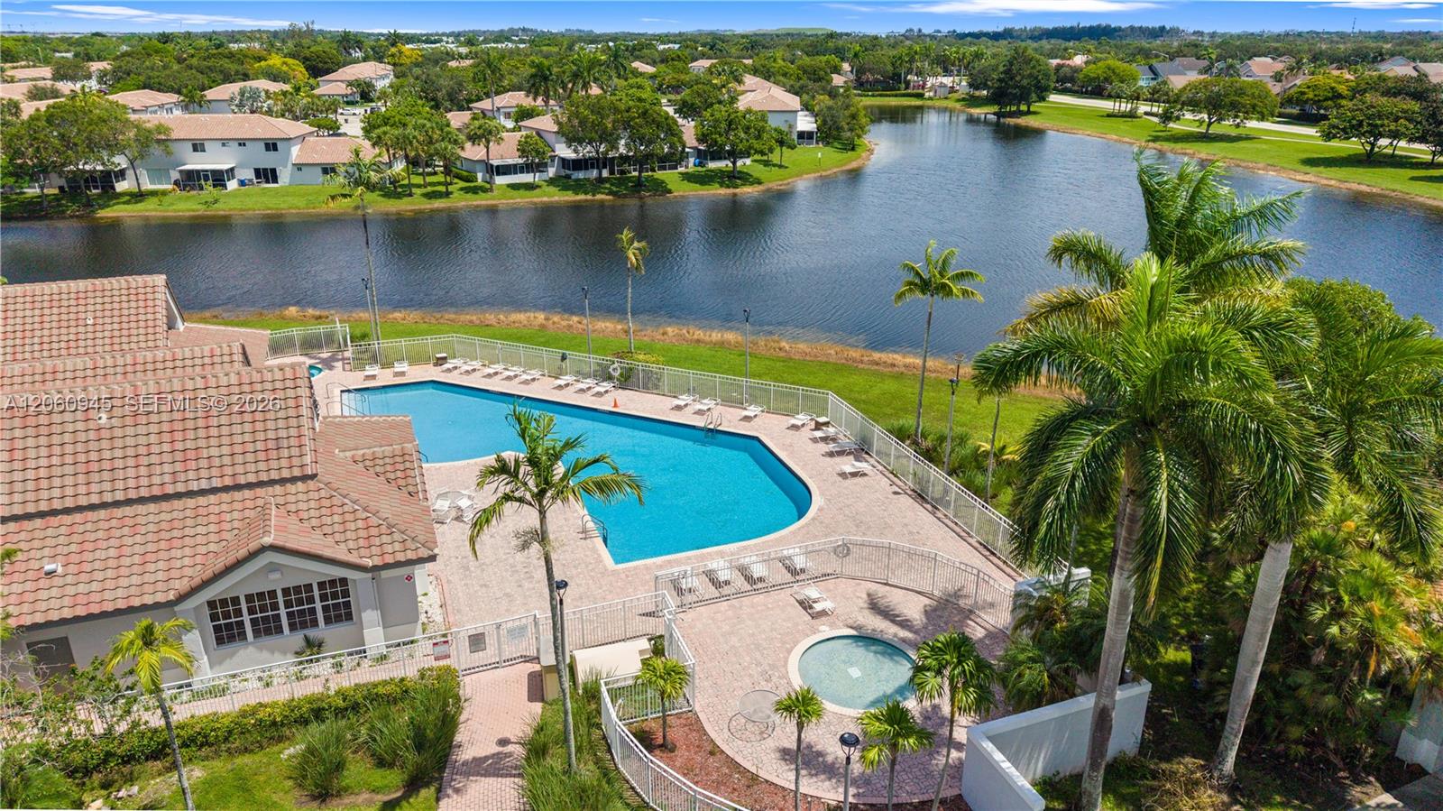 634 NW 208th Dr