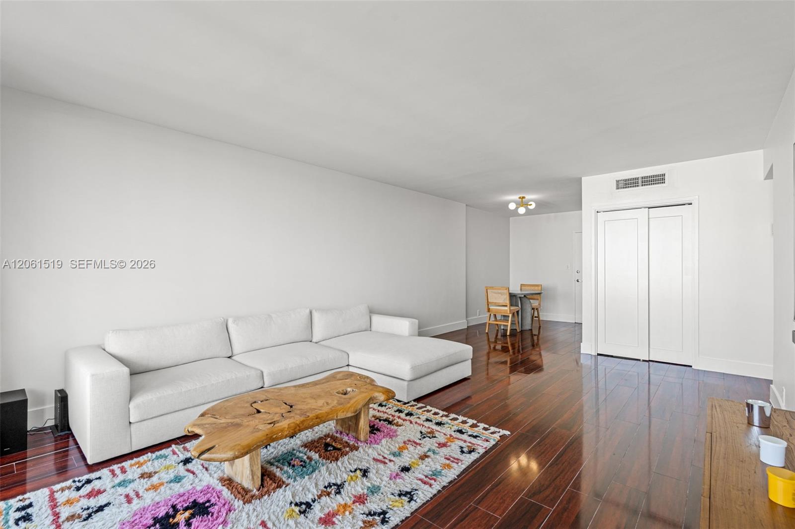 1000 West Ave # 609