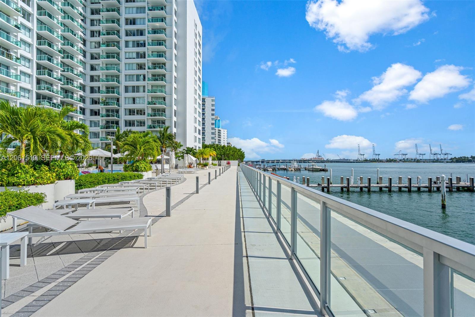1000 West Ave # 609