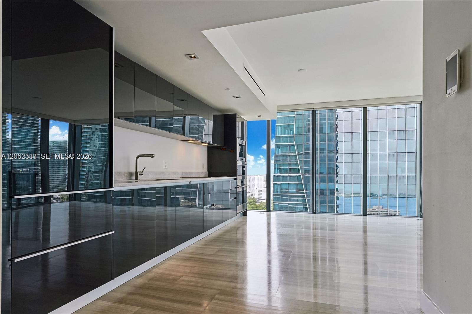 1451 Brickell Ave # 2506
